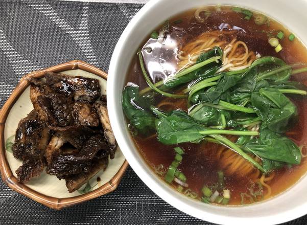 421. Noodles with Spiced Smoked Fish 燻魚湯麵